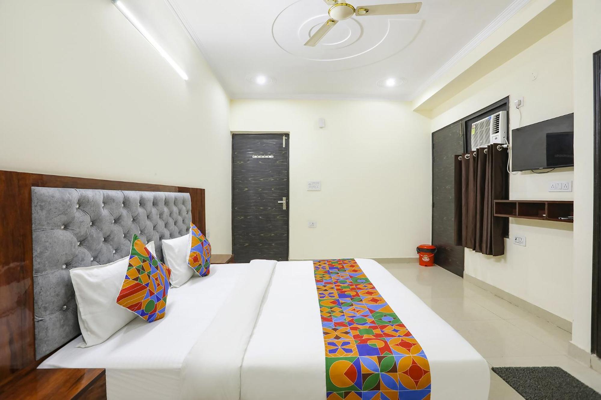 Fabexpress Asp Royal Residency Inn- Janakpuri Delhi  Exterior photo
